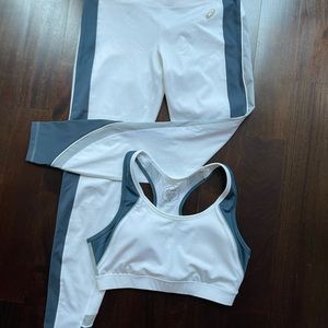 ASIC set. Sports bra and pants
